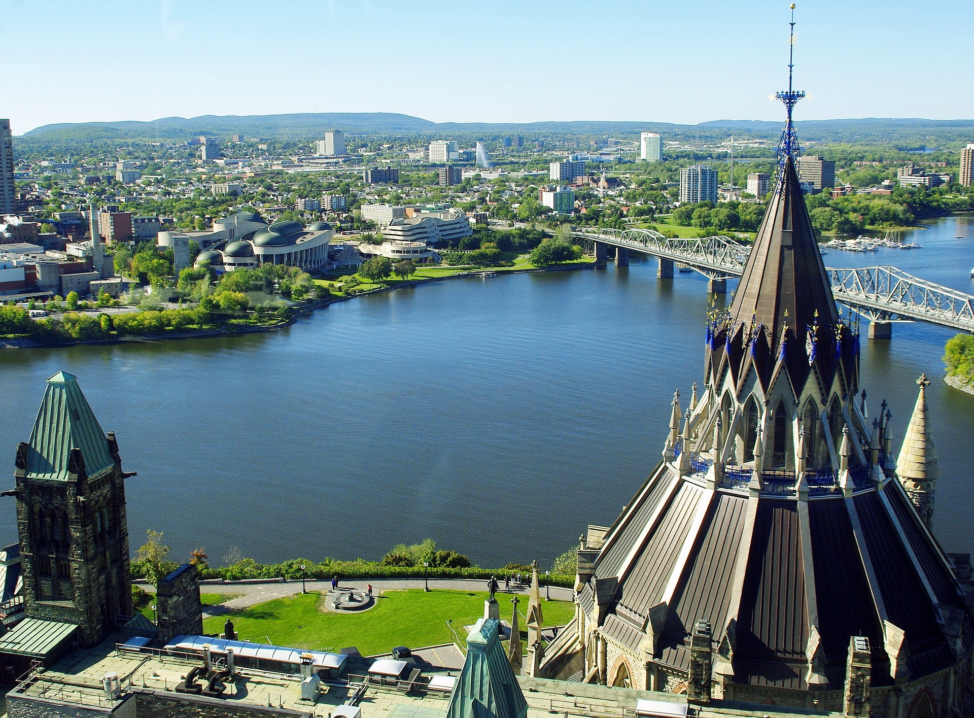 Ottawa River, Gatineau and the Library of the Canadian Parliament, Ottawa